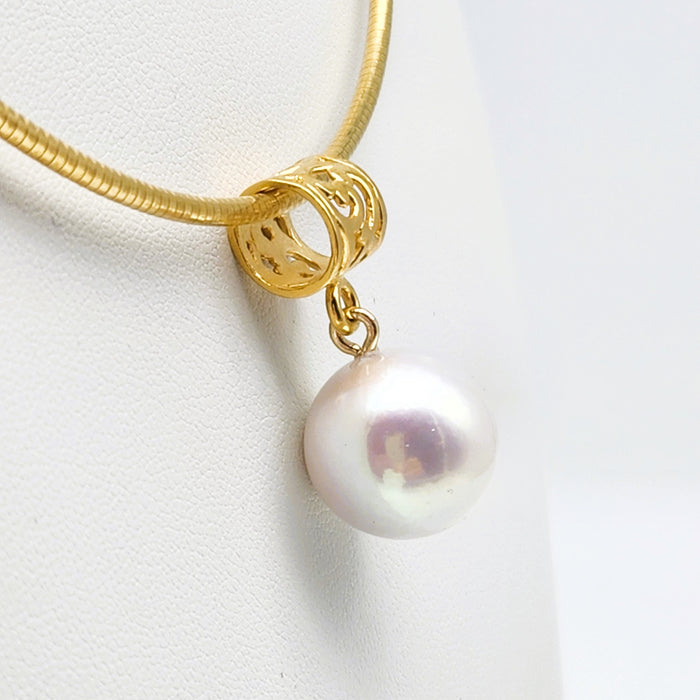PEARL PENDANTS & NECKLACES