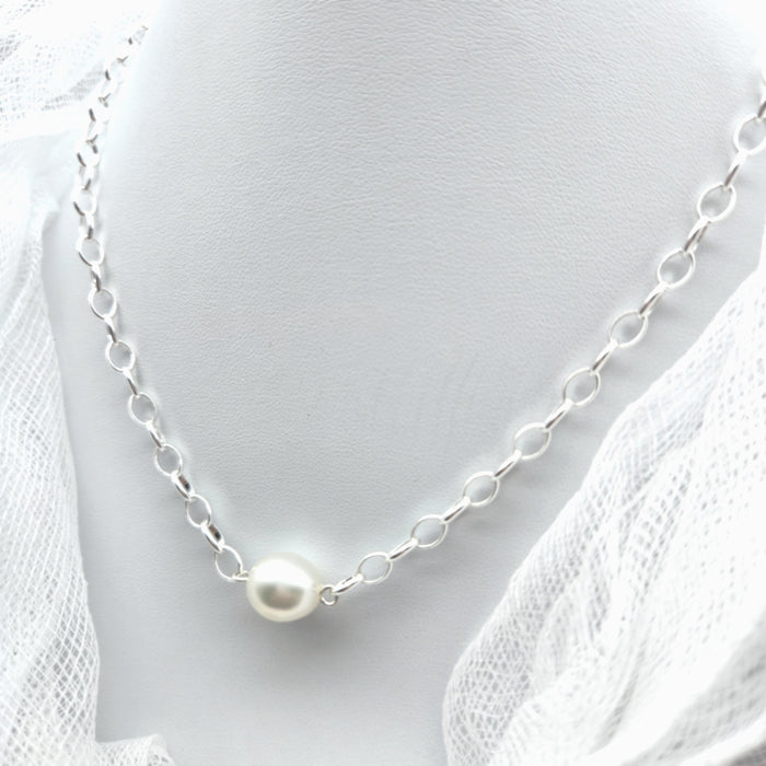 AUSTRALIAN SOUTH SEA OVAL BELCHER CHAIN NECKLACE