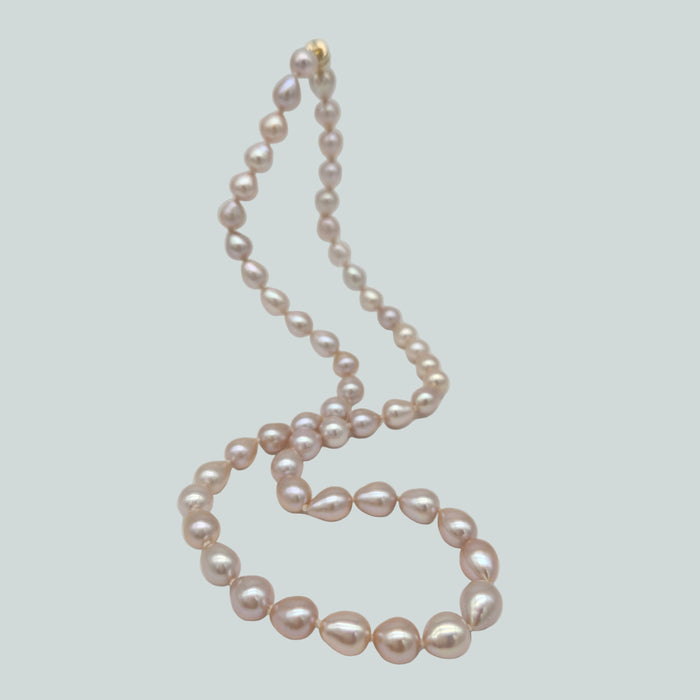 PETITE PINK FRESHWATER PEARL NECKLACE