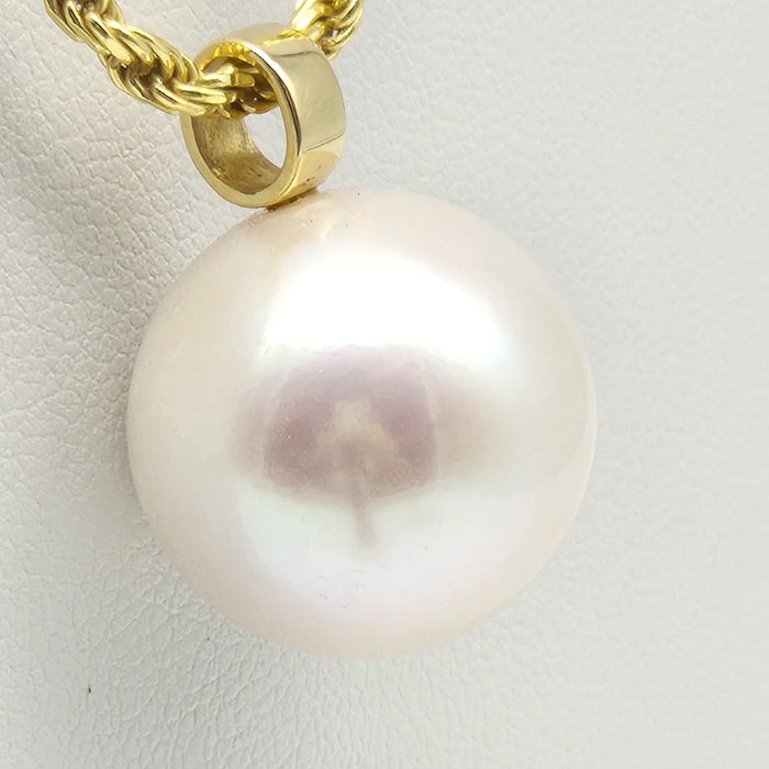 LARGE 16.7mm ROUND PEARL PENDANT, 18ct YELLOW GOLD SETTING