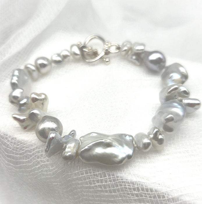 BAROQUE PEARL BRACELET
