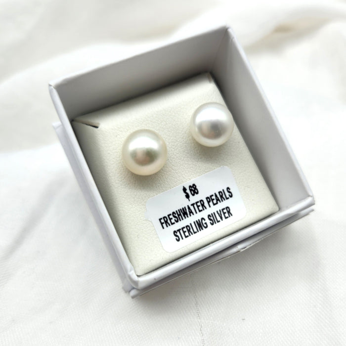 10mm PEARL STUD EARRINGS
