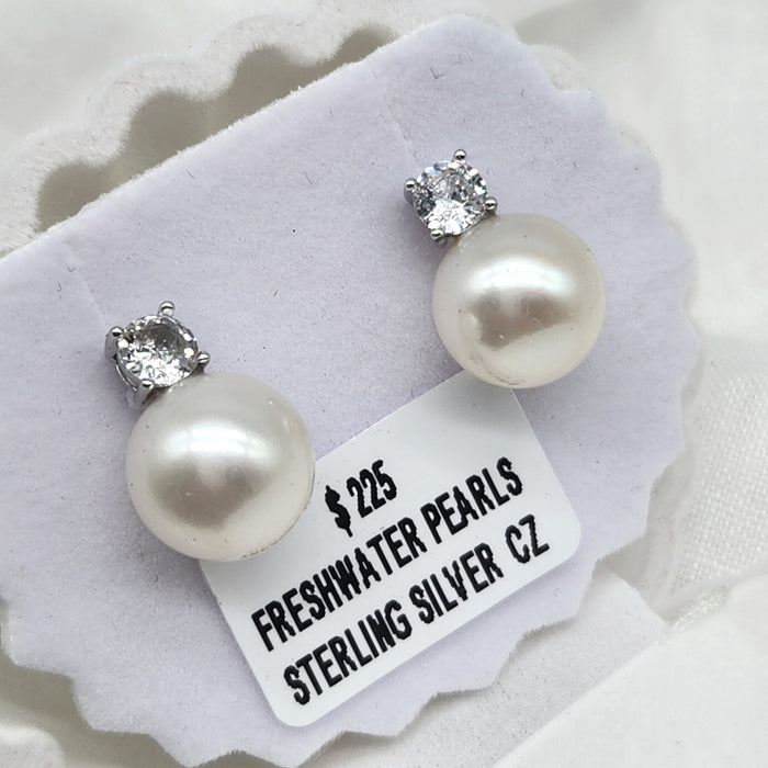 CUBIC ZIRCONIA STUDS WITH ROUND FRESHWATER PEARLS