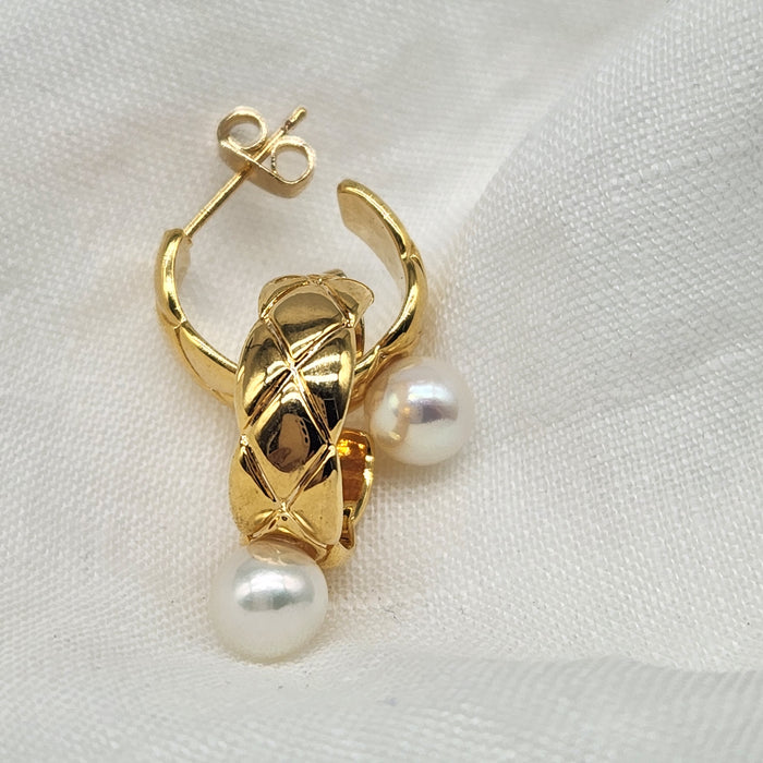 GOLD PLATED LATTICED HOOPS WITH PEARLS