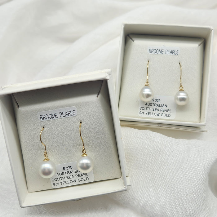 9ct YELLOW GOLD FRENCH HOOK WITH AUSTRALIAN SOUTH SEA PEARLS