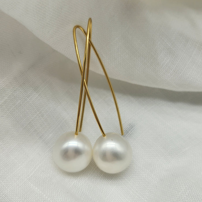 14/20 LONG FINE CURVED HOOKS, LARGE FRESHWATER PEARLS
