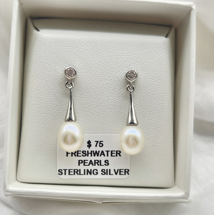 CZ STUD SETTING WITH TAPERED STERLING SILVER PEARL DROPS