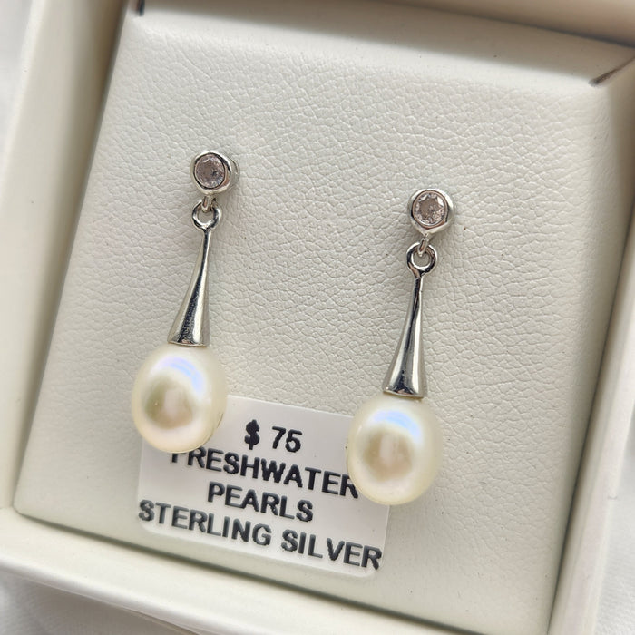 CZ STUD SETTING WITH TAPERED STERLING SILVER PEARL DROPS