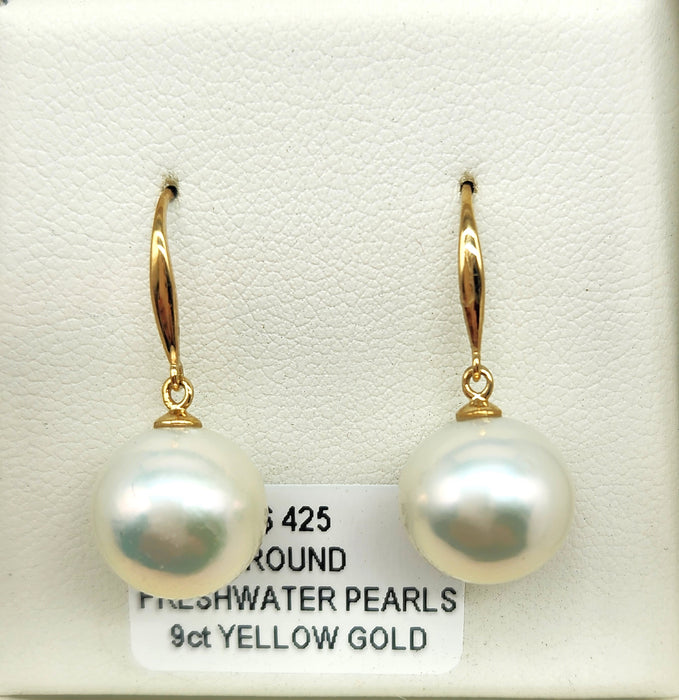 9ct YELLOW GOLD FRENCH HOOK EARRINGS, 11mm ROUND FRESHWATER PEARLS