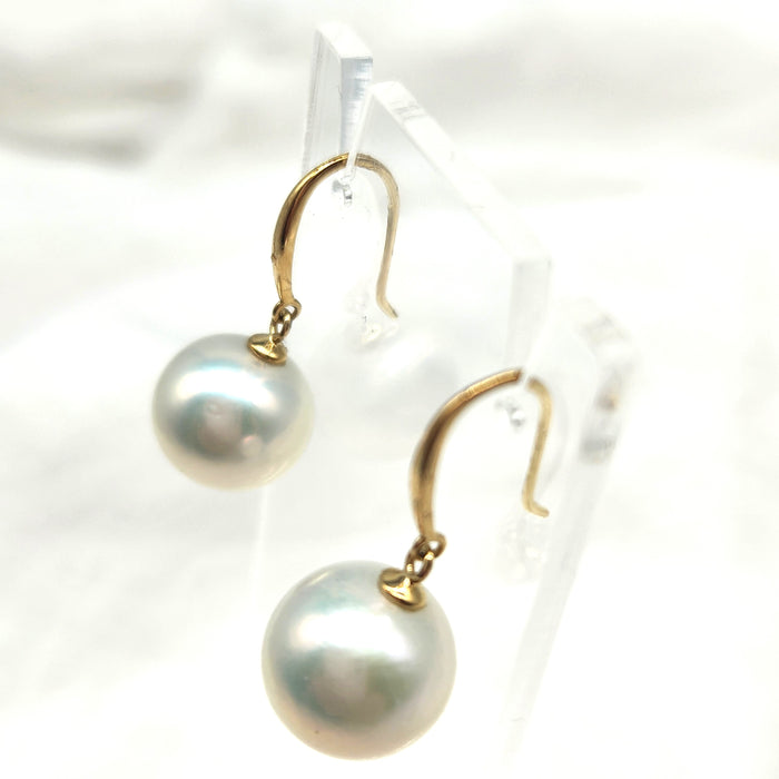 9ct YELLOW GOLD FRENCH HOOK EARRINGS, 11mm ROUND FRESHWATER PEARLS