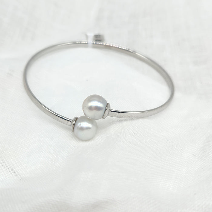STERLING SILVER & BROOME PEARL BANGLE