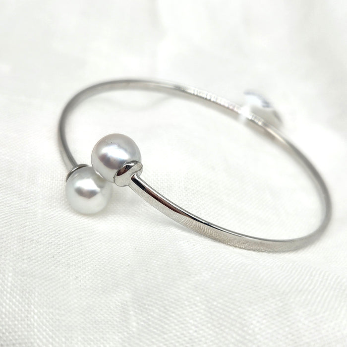STERLING SILVER & BROOME PEARL BANGLE