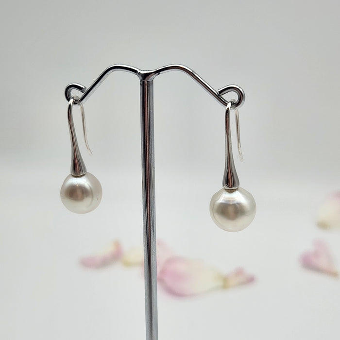 AUSTRALIAN SOUTH SEA PEARL TRUMPET HOOKS